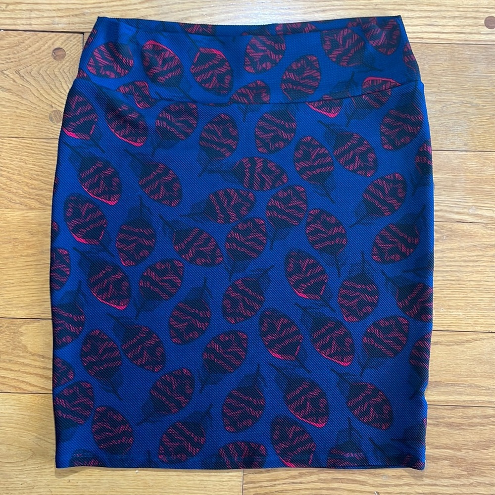 LuLaRoe Womens 2X Plus Cassie Pencil Skirt Blue with Red & Black Feathers
